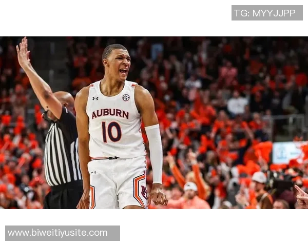 小贾巴里谈投篮提升与申京都的共同进步展望未来表现 小贾巴里谈投篮提升与申京都的共同进步展望未来表现