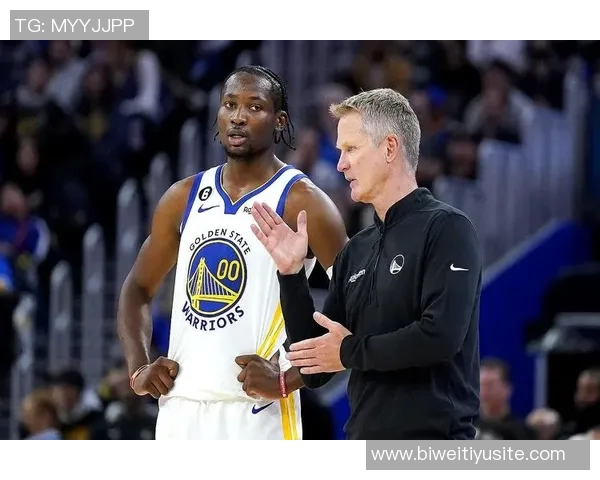 库明加谈与老大哥配合的重要性追梦在场下给予我指导与支持 库明加谈与老大哥配合的重要性追梦在场下给予我指导与支持